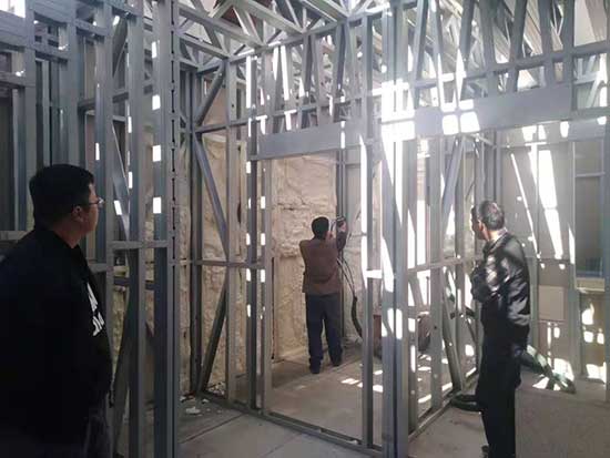 全水發(fā)泡聚氨酯噴涂料 輕鋼別墅保溫(圖2) 輕鋼別墅保溫案例